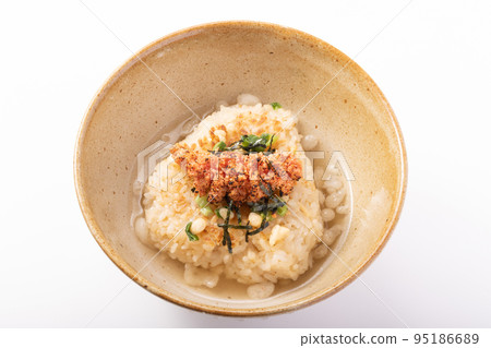 Grilled Rice Ball with Mentaiko Chazuke 95186689
