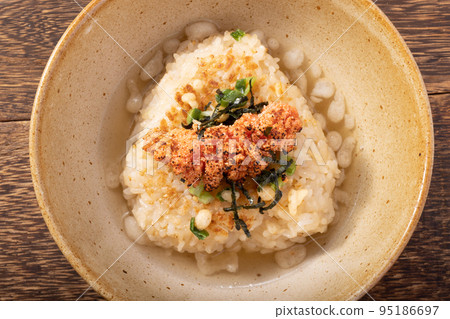 明太子茶泡飯糰 95186697
