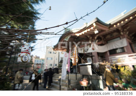 The precincts of Imado Shrine in Imado, Taito-ku, Tokyo, where you can see the Seven Lucky Gods of Asakusa 95188336