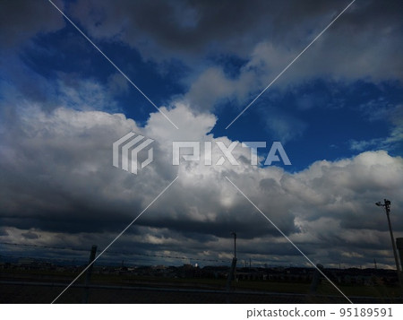 春雨雲 春雨雲 95189591
