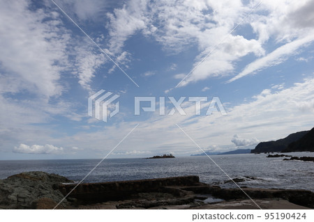 海和天空 海和天空 95190424