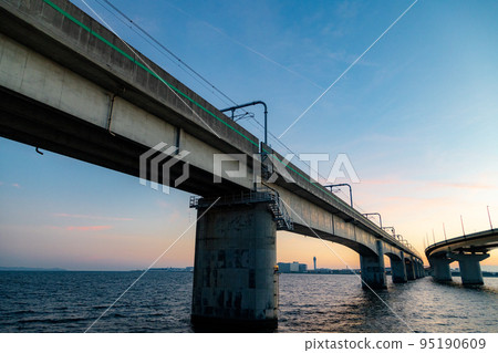 日落時的新特麗亞連接橋 日落時的新特麗亞連接橋 95190609