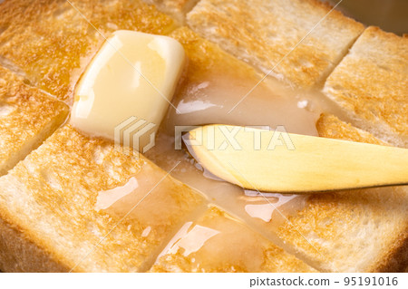 蜂蜜黃油吐司配白蜂蜜 95191016