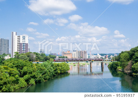 [Meitetsu Nagoya Main Line] Train crossing the Oto River 95195937