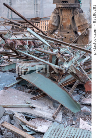 Metal scraps 95196293