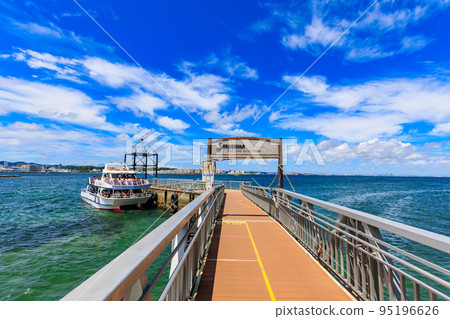 Kanagawa Prefecture Yokosuka City Sarushima (Sarushima Pier and Ferry) 95196626