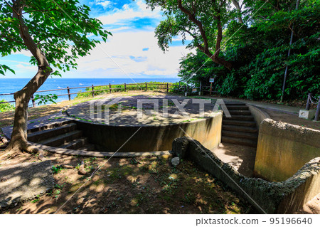 Kanagawa Prefecture, Yokosuka City, Sarushima Island (remains of the battery) 95196640