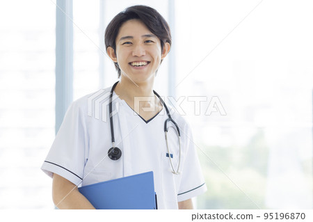 White coat male doctor nurse 95196870