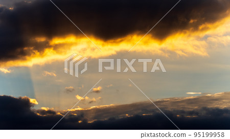 秋天黃昏天空 秋天黃昏天空 95199958