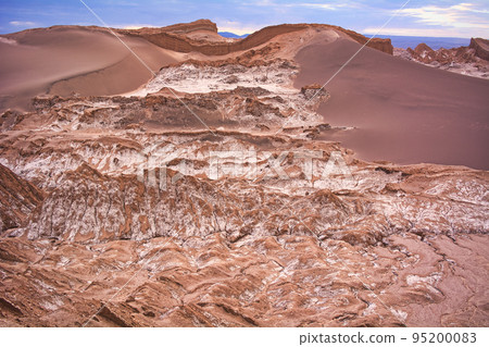 Breathtaking views of the Altiplano plains 95200083