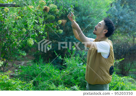 庭院工扇背心男 庭院工扇背心男 95203350