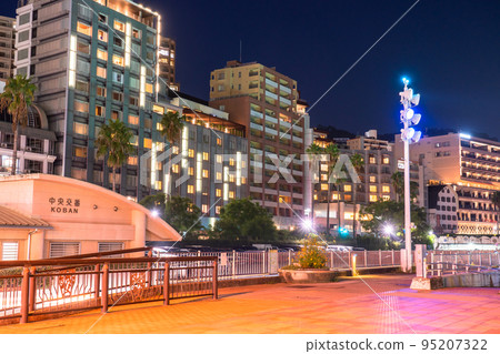 <<靜岡縣>>熱海陽光海灘夜景/度假區風景 <<靜岡縣>>熱海陽光海灘夜景/度假區風景 95207322