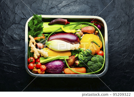Set of raw vegetables Set of raw vegetables 95209322