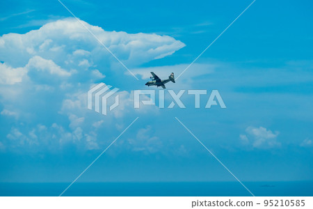 Air transport aircraft C130 flying in the sky Air transport aircraft C130 flying in the sky 95210585