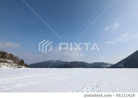 Hokkaido Shikaoi Lake Kotan 95211429