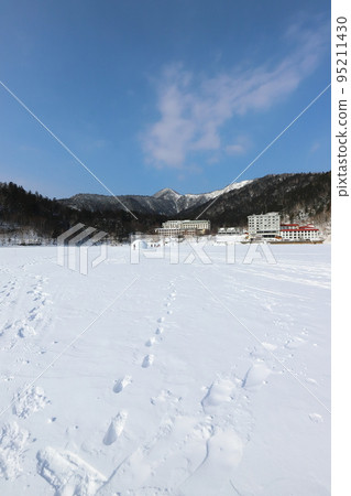 Hokkaido Shikaoi Lake Kotan 95211430