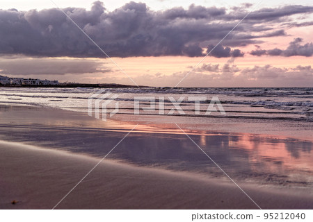 Sunset in Famara Beach - Lanzarote - Canary Islands 95212040