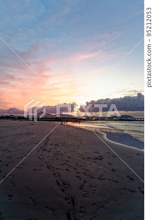 Sunset in Famara Beach - Lanzarote - Canary Islands 95212053