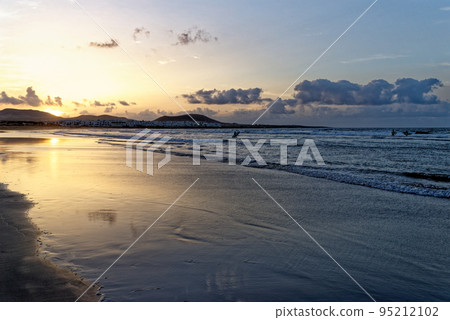 Body surfer at Famara beach - Lanzarote - Spain 95212102