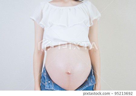 孕婦的肚子 95213692
