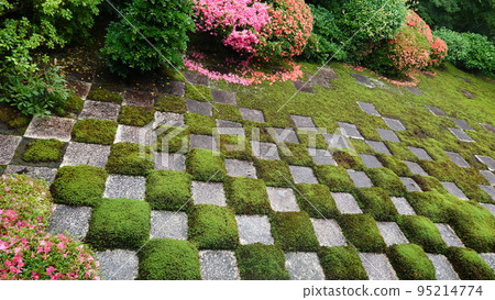 Temple garden Temple garden 95214774