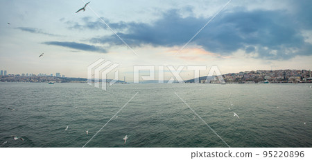 Specracular sea view in Istanbul in Turkey, sea againts sky clouds 95220896