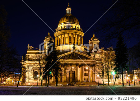 St. Isaac's Cathedral. Night photos of St. Petersburg 95221496