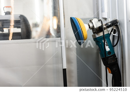 Working tools in a car detailing center 95224510