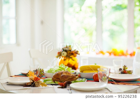 Thanksgiving dinner. Turkey table setting. Thanksgiving dinner. Turkey table setting. 95226238