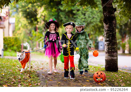 Kids trick or treat. Halloween fun for children. Kids trick or treat. Halloween fun for children. 95226264