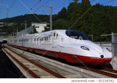 西九州新幹線海鷗：N700S系列（武雄溫泉⇔長崎） 95226542