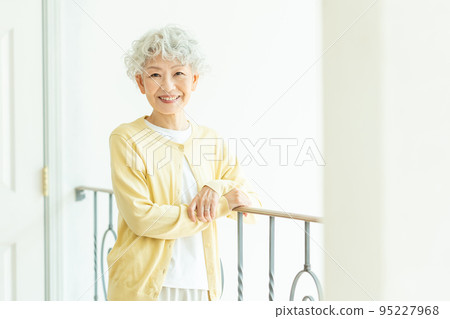 高級女人的第二人生 95227968