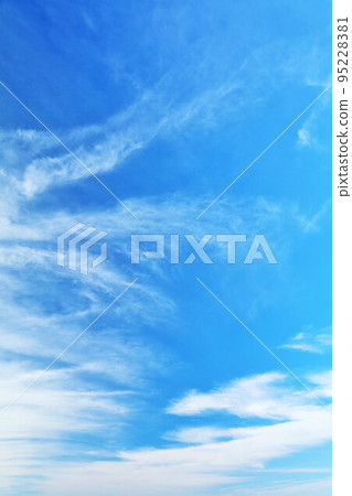 Autumn sky and clouds 95228381