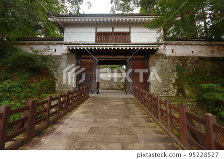 Ote Gate of Obi Castle (Nichinan City, Miyazaki Prefecture) Ote Gate of Obi Castle (Nichinan City, Miyazaki Prefecture) 95228527
