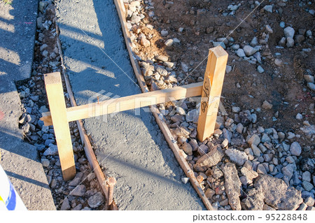 Road gutter sidewalk construction Road gutter sidewalk construction 95228848