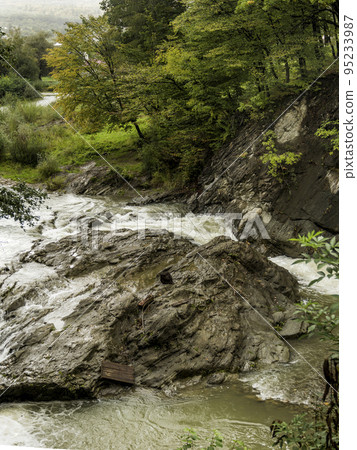 Guk Malyi (Little Guk) waterfall on Carpathian river Pistynka, Hutsulshchyna National Park, Ukraine 95233987