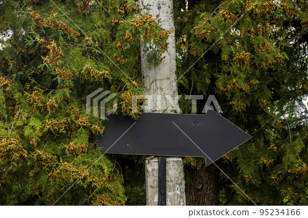 a pointer arrow 95234166