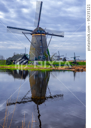 Kindeldik 95235121