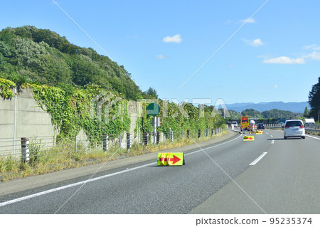 Highway maintenance work Highway maintenance work 95235374