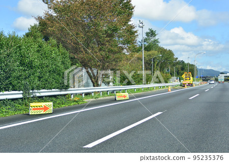 Highway maintenance work Highway maintenance work 95235376
