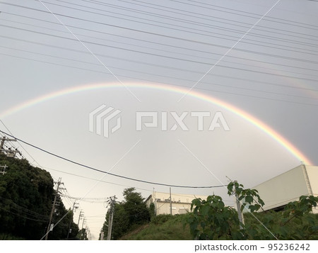 彩虹 95236242