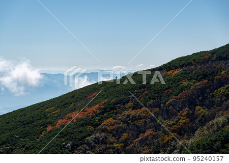 Mt. Ontake in autumn colors Mt. Ontake in autumn colors 95240157