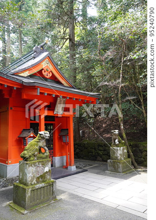 初夏的箱根神社曾我神社 初夏的箱根神社曾我神社 95240790