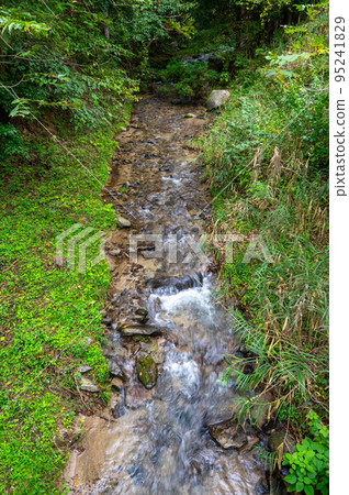 遠野物語的河童傳說中土淵町山口的山口川河童池 95241829