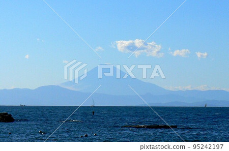 神奈川縣橫須賀市 長井漆山漁港 三浦半島相模灣 漁船 橫須賀市最大漁港 攝於2006年 神奈川縣橫須賀市 長井漆山漁港 三浦半島相模灣 漁船 橫須賀市最大漁港 攝於2006年 95242197