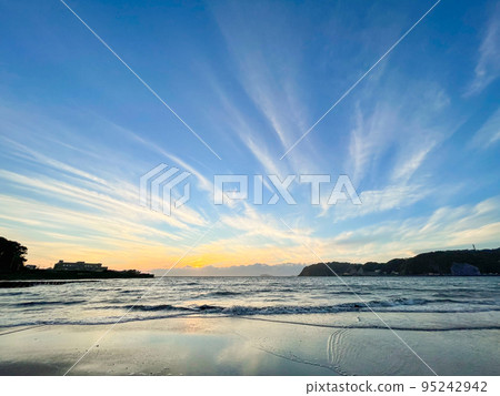 Sunset Sky from Zushi Beach, Zushi City, Kanagawa Prefecture Sunset Sky from Zushi Beach, Zushi City, Kanagawa Prefecture 95242942