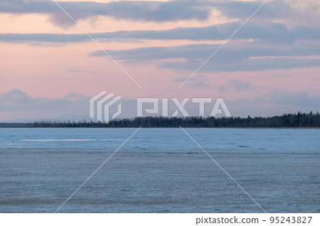 Dusk of Lake Furen Winter 95243827