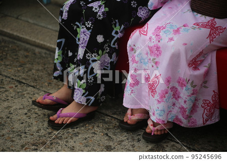 Summer festival women's feet 95245696