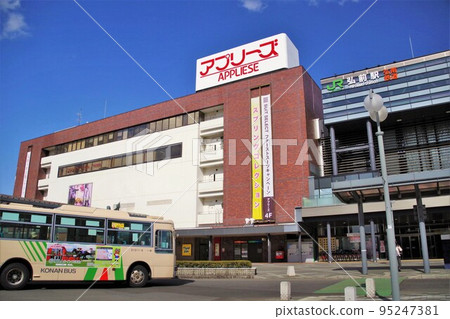 JR Hirosaki Station, commercial facilities Applies, and Konan Bus 95247381