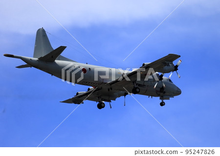海上自衛隊巡邏機 海上自衛隊巡邏機 95247826